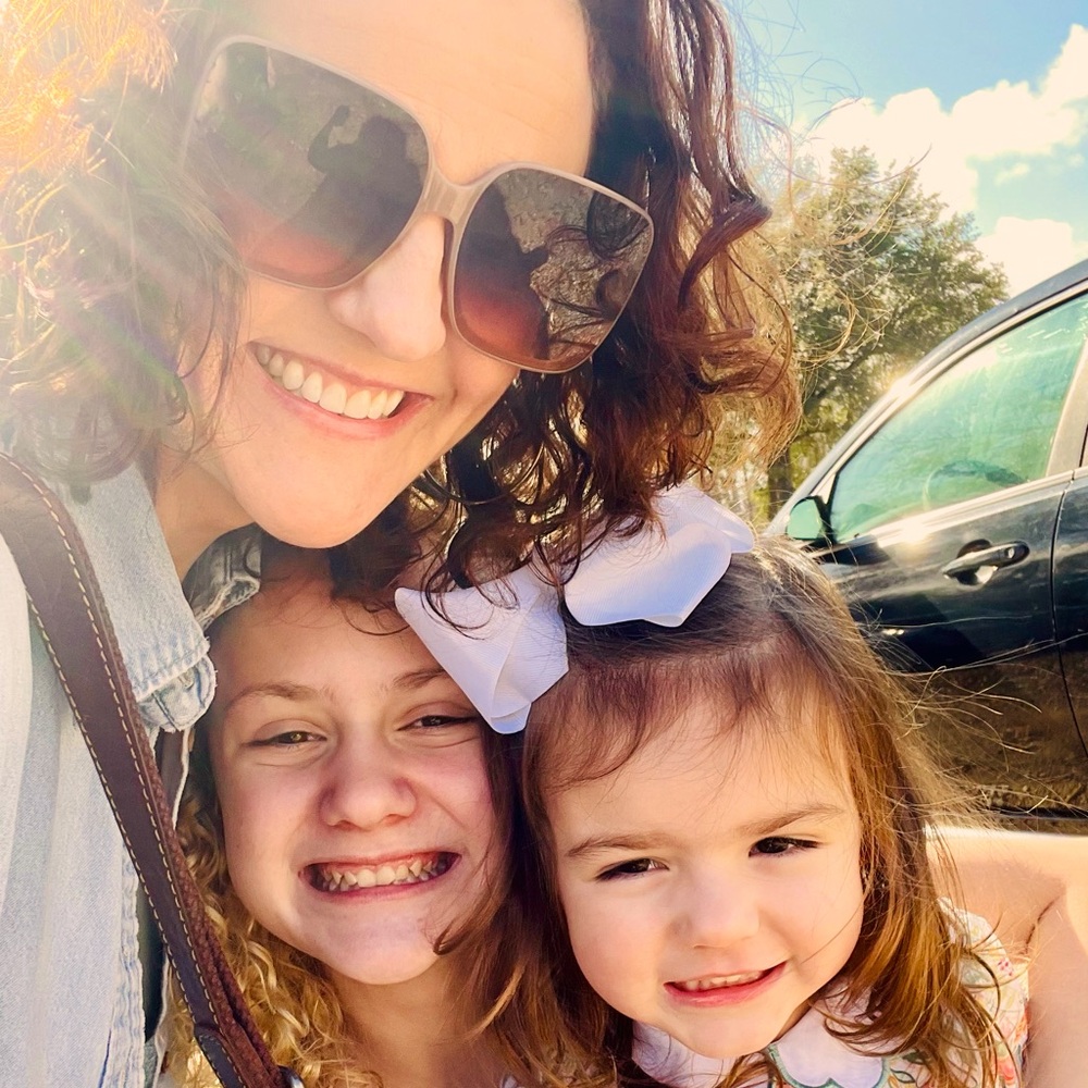 Meet your Posher, Laura